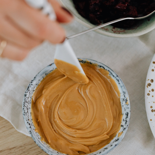 snacks with peanut butter 